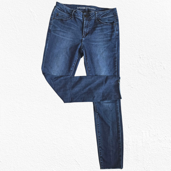 Articles of Society Dark Wash Mid Rise Carly Cut Off Hem Skinny Jeans Size 29 - Picture 1 of 11